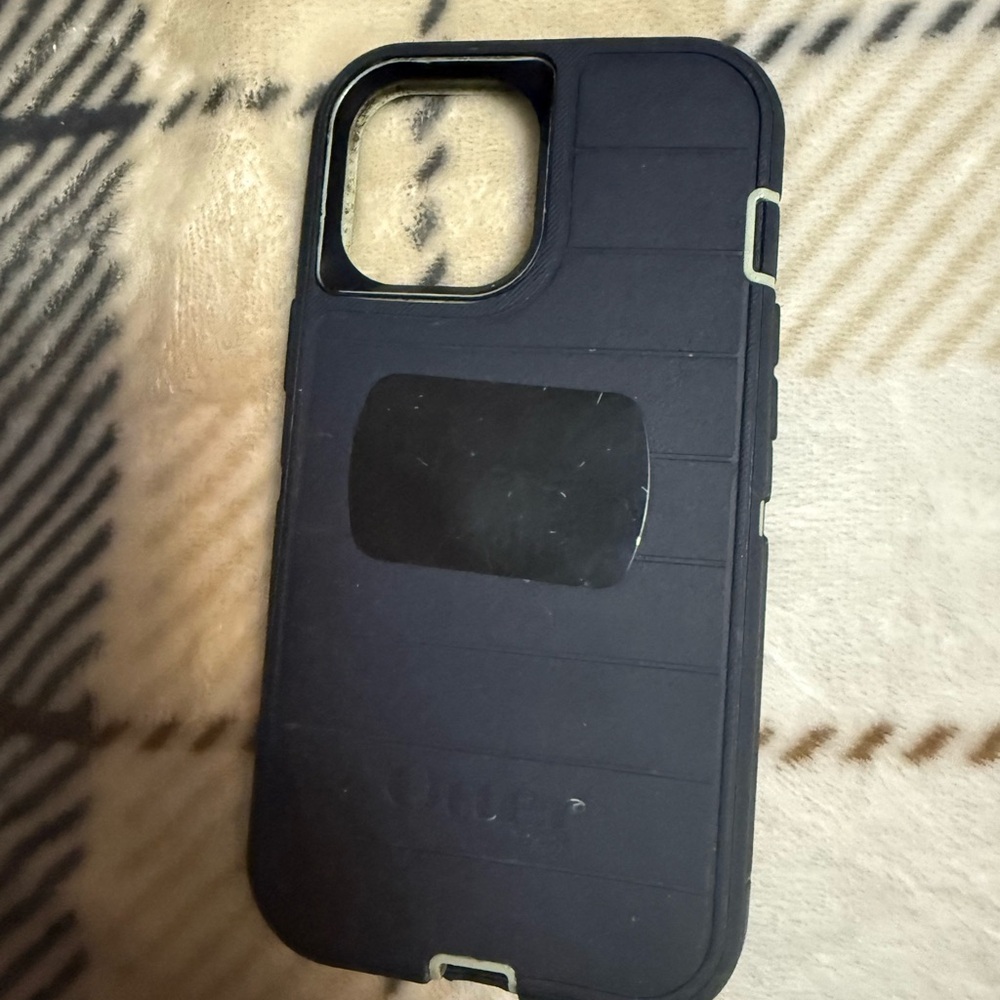 OtterBox Black Phone Case with Grip